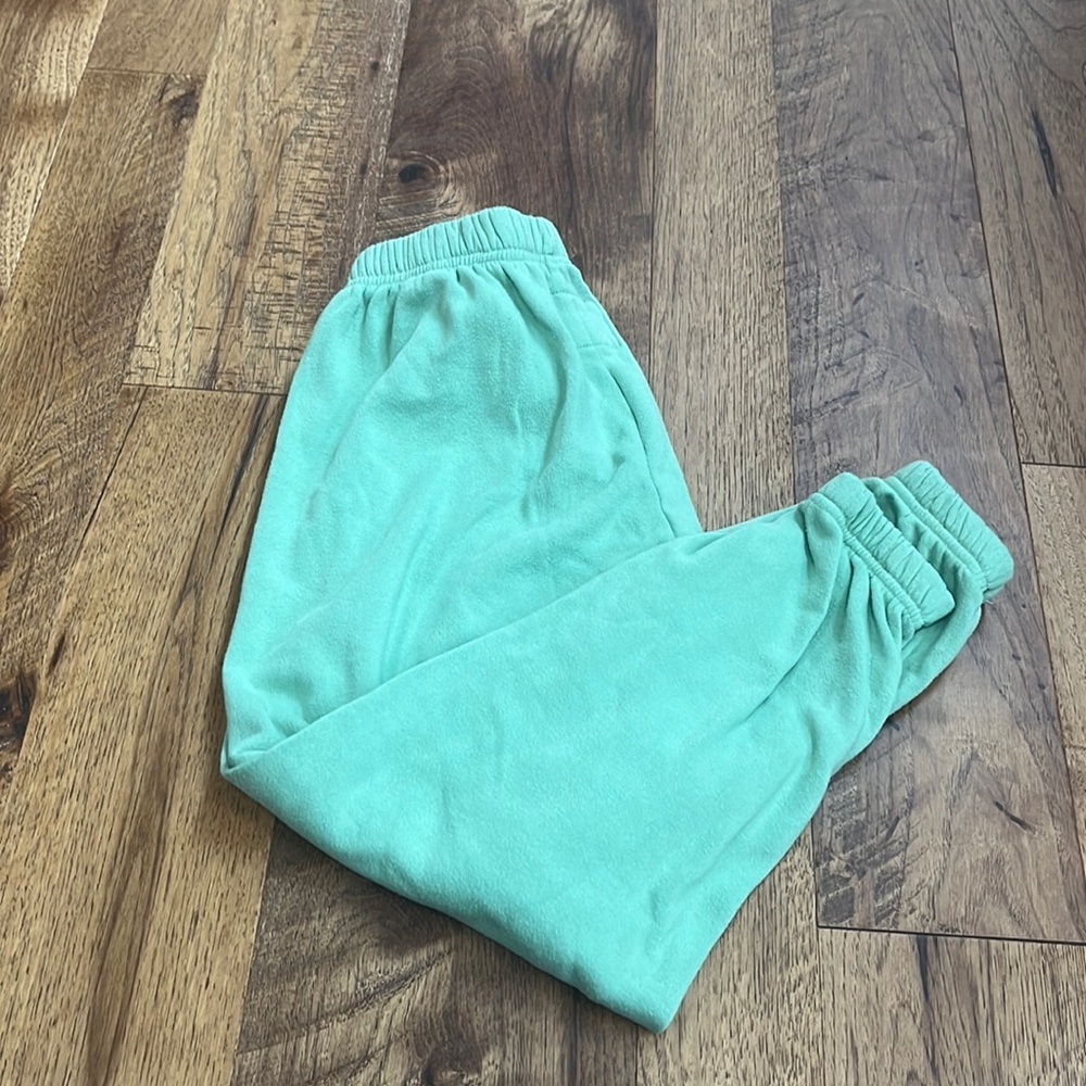 Katie J NYC Junior Girl’s Green Joggers Size XS